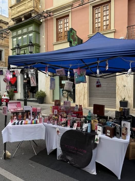 Scent & Glow stall in Malta